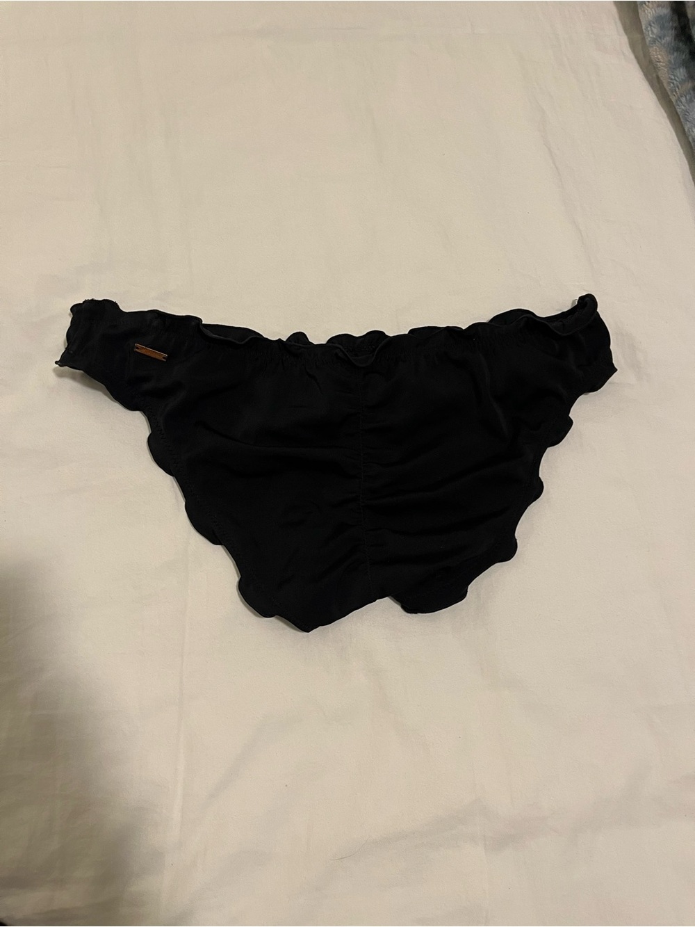 Victoria’s Secret Ruched Ruffle Cheeky Bikini Bottom - Picture 2 of 3